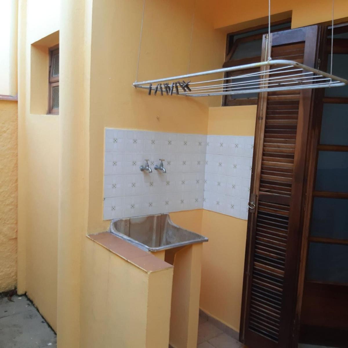 F3 Apto térreo perto 3 praias e comércio a pé - Housity