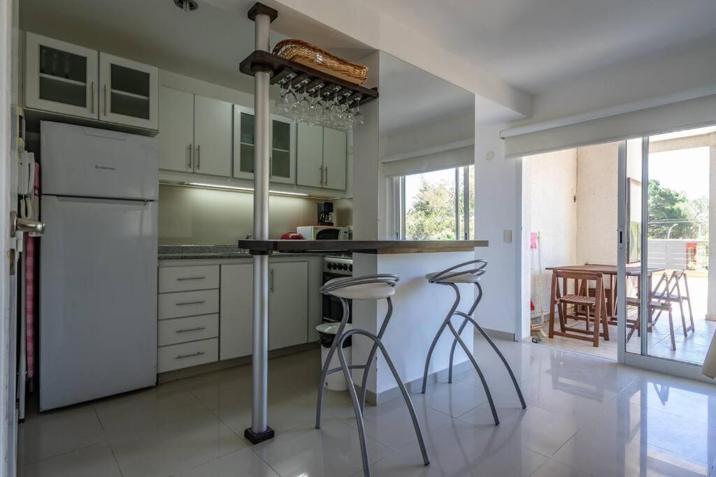 Divino dto zona centro con cochera y terraza con solarium propia - Housity