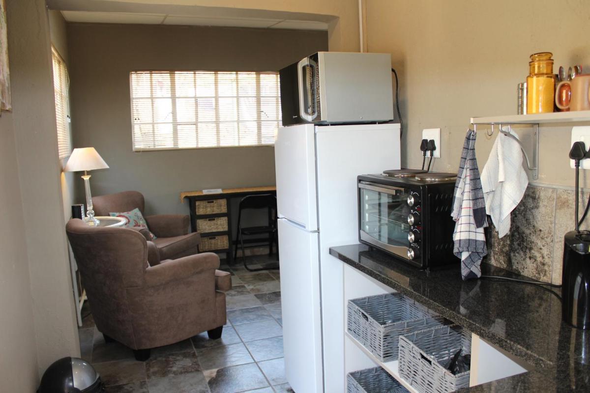 Tucked-Away 1,2,3,bedroom houses - Housity
