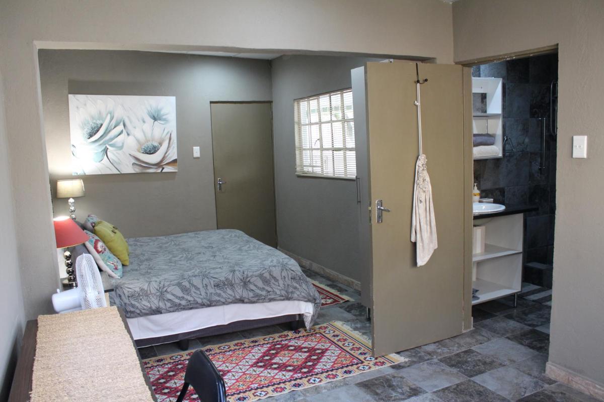 Suitetrails - Tucked-Away 1,2,3,bedroom houses