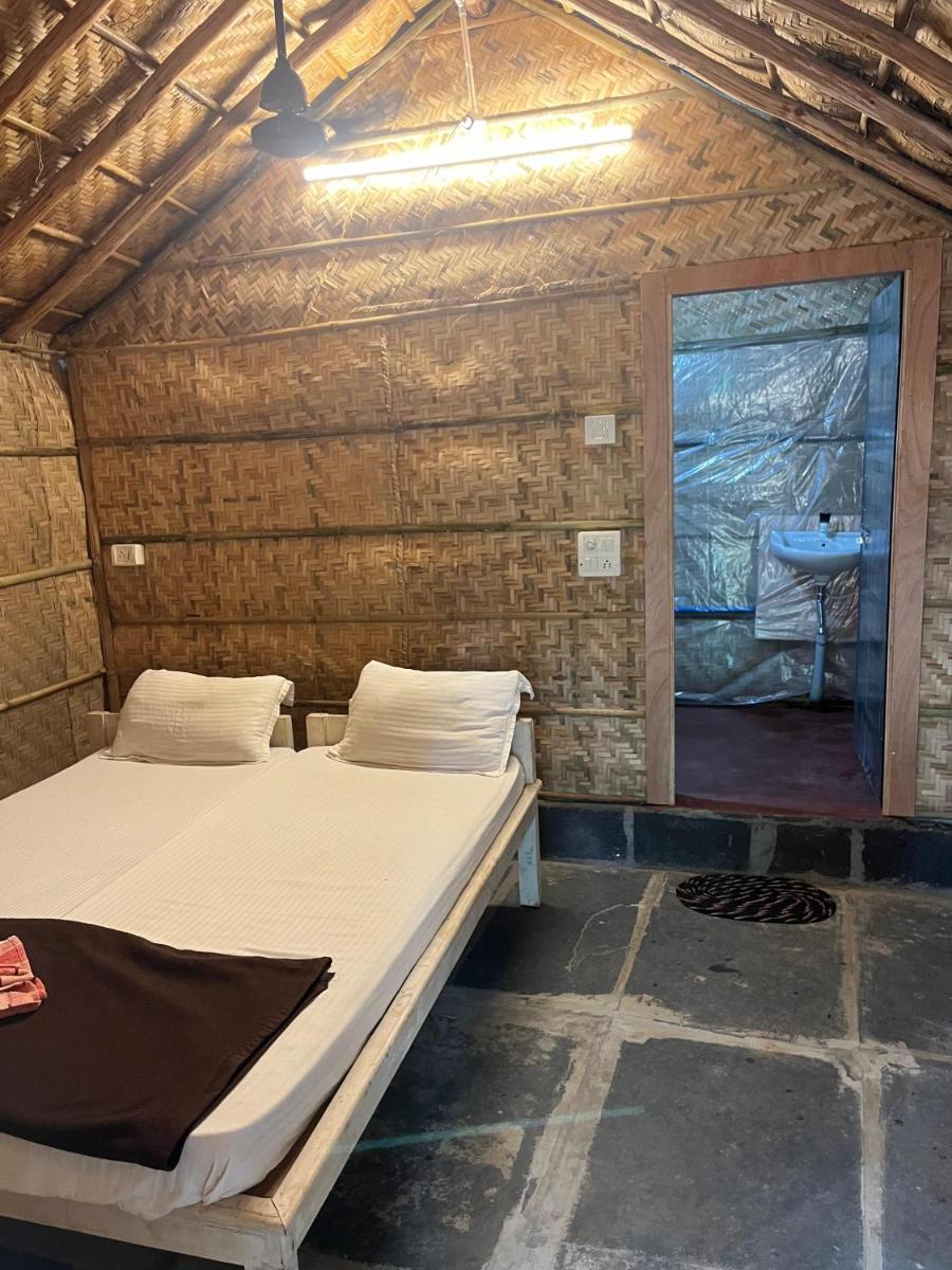 HAPPY PLACE HAMPI - Housity