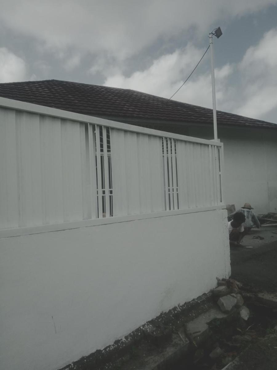 Rumah Putih Edi - Housity