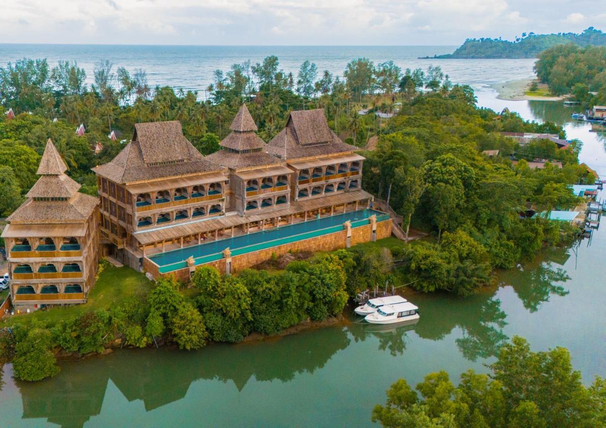Santhiya Tree Koh Chang Resort - Housity