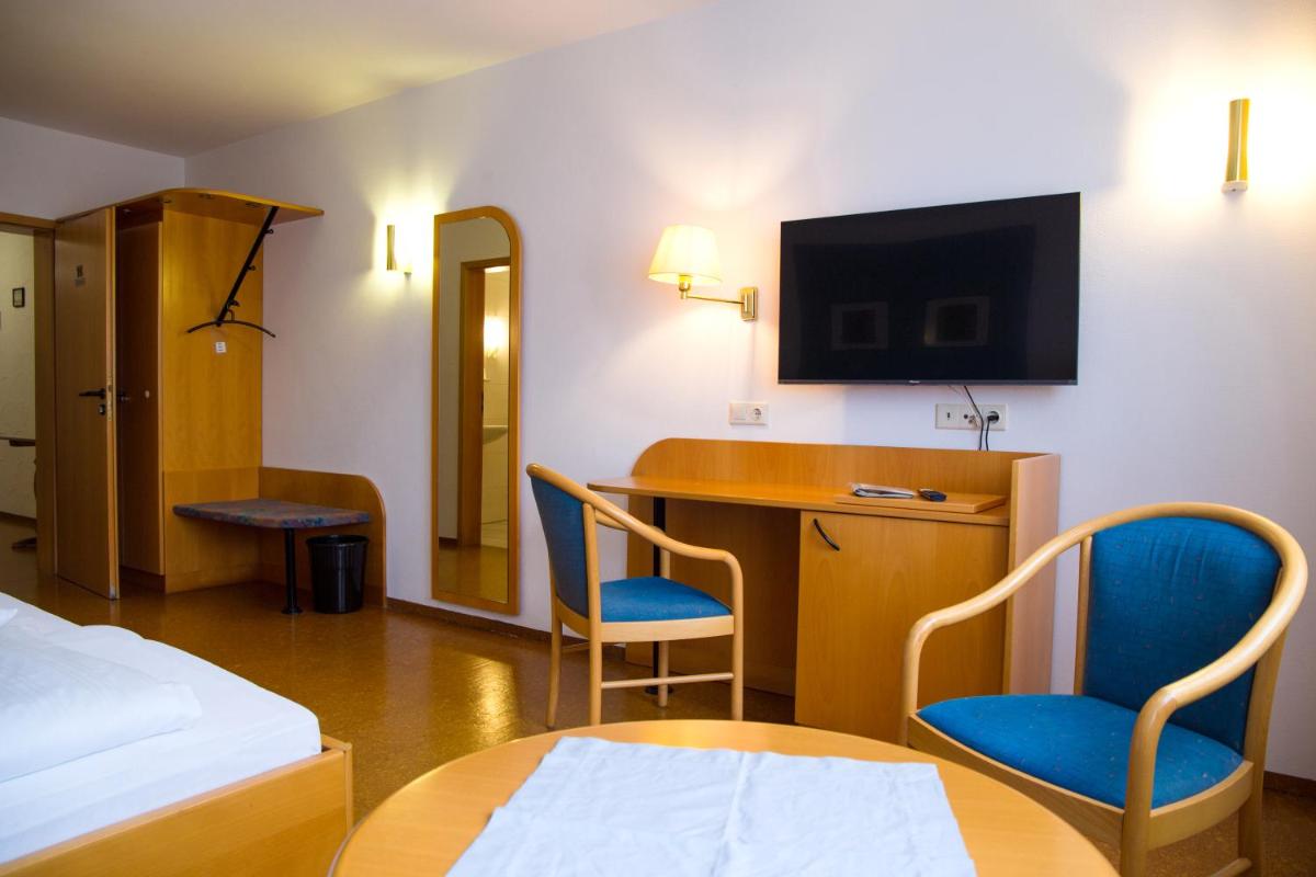 Hotel zur Linde - Housity
