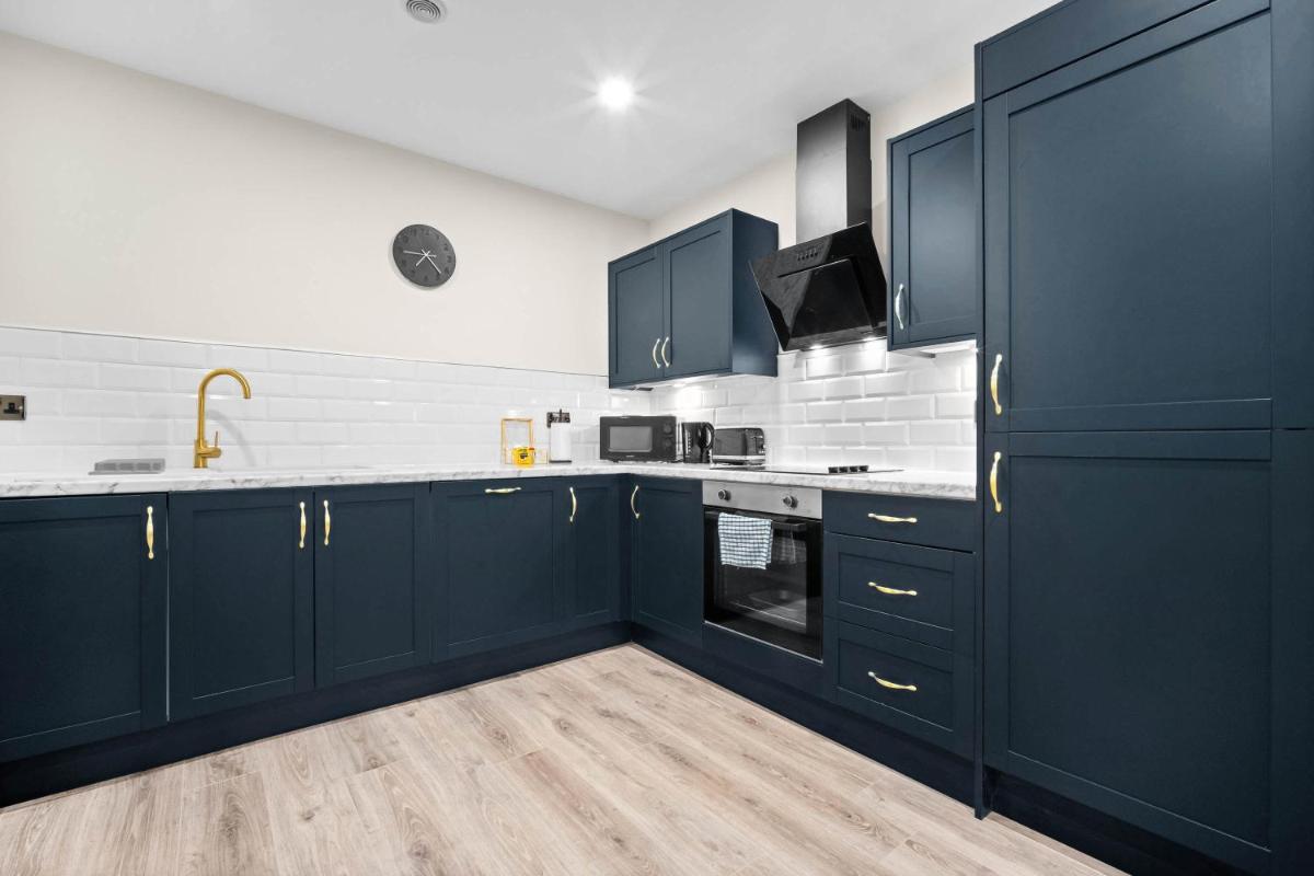 Modern Apartment - City Centre - 2 Bedrooms - Wifi - Netflix - Jewellery Quarter 9AH - Housity