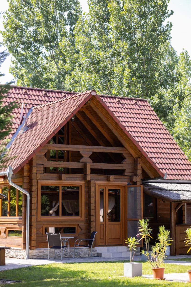 Körösparti wellness faház - Housity