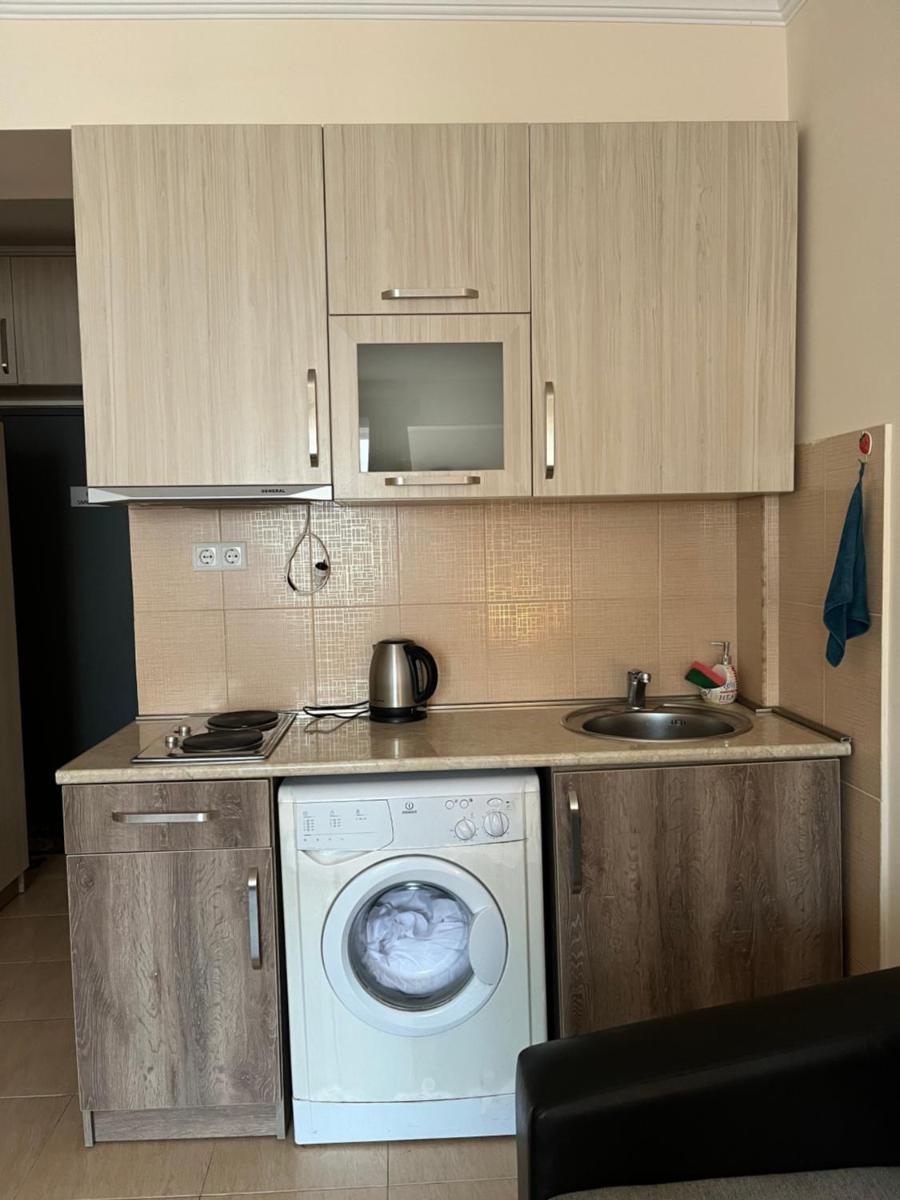 Suitetrails - Studio Apartment