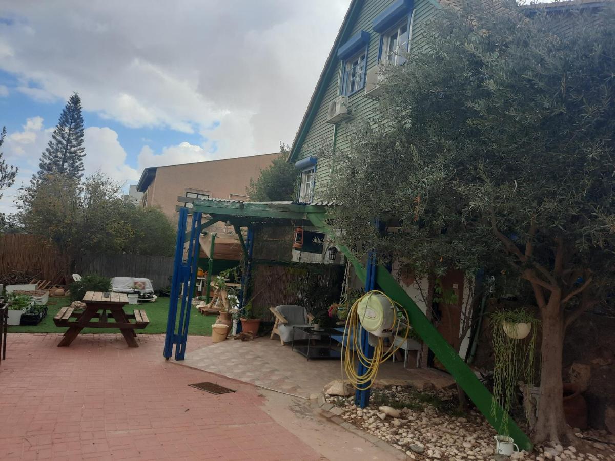 הבית הירוק - Green House - Housity