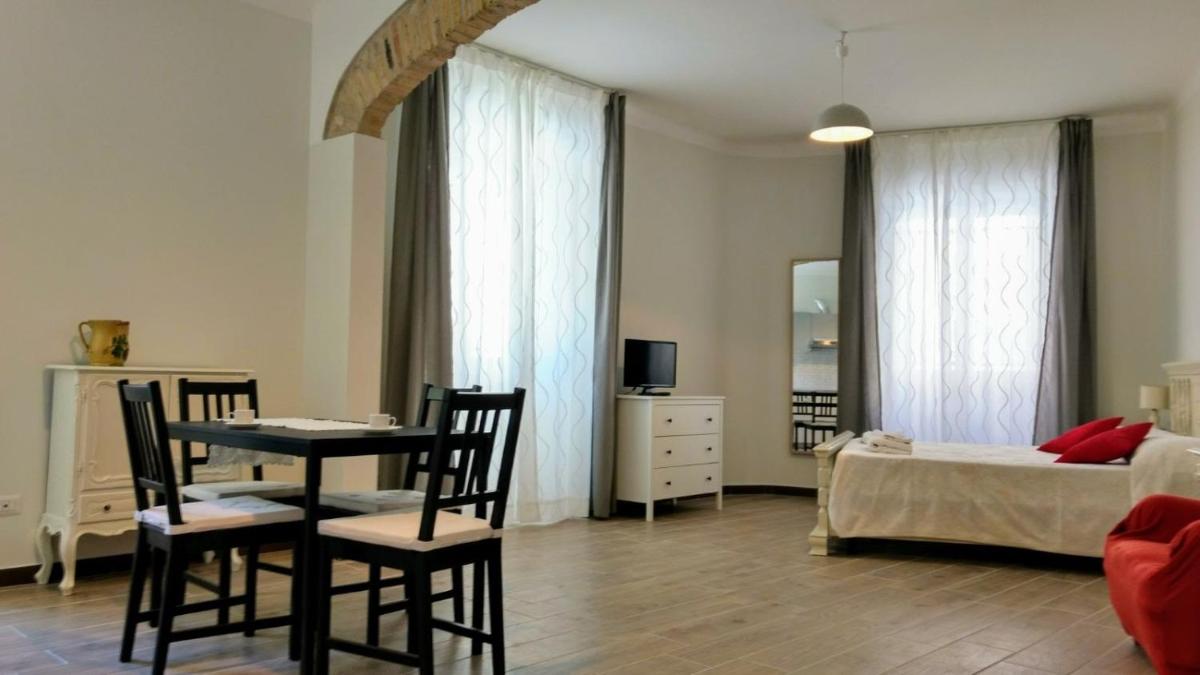 Apartments Re di Roma - Housity