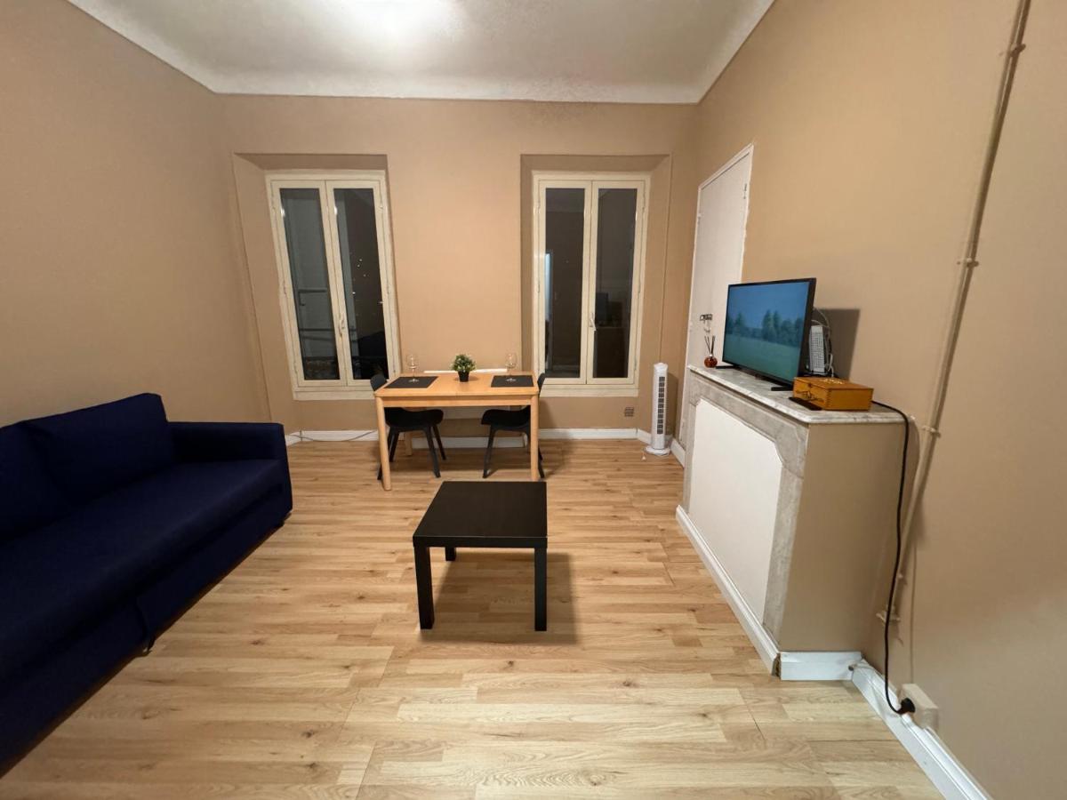 Charming Apartment in Le Cannet - Housity