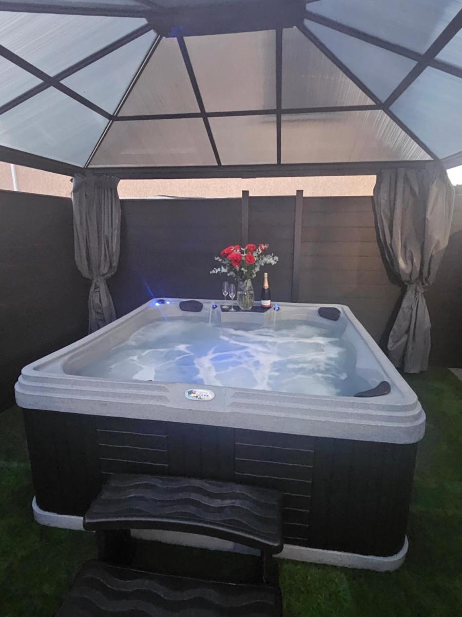 Chambre privée Jaccuzzi en supplément - Housity
