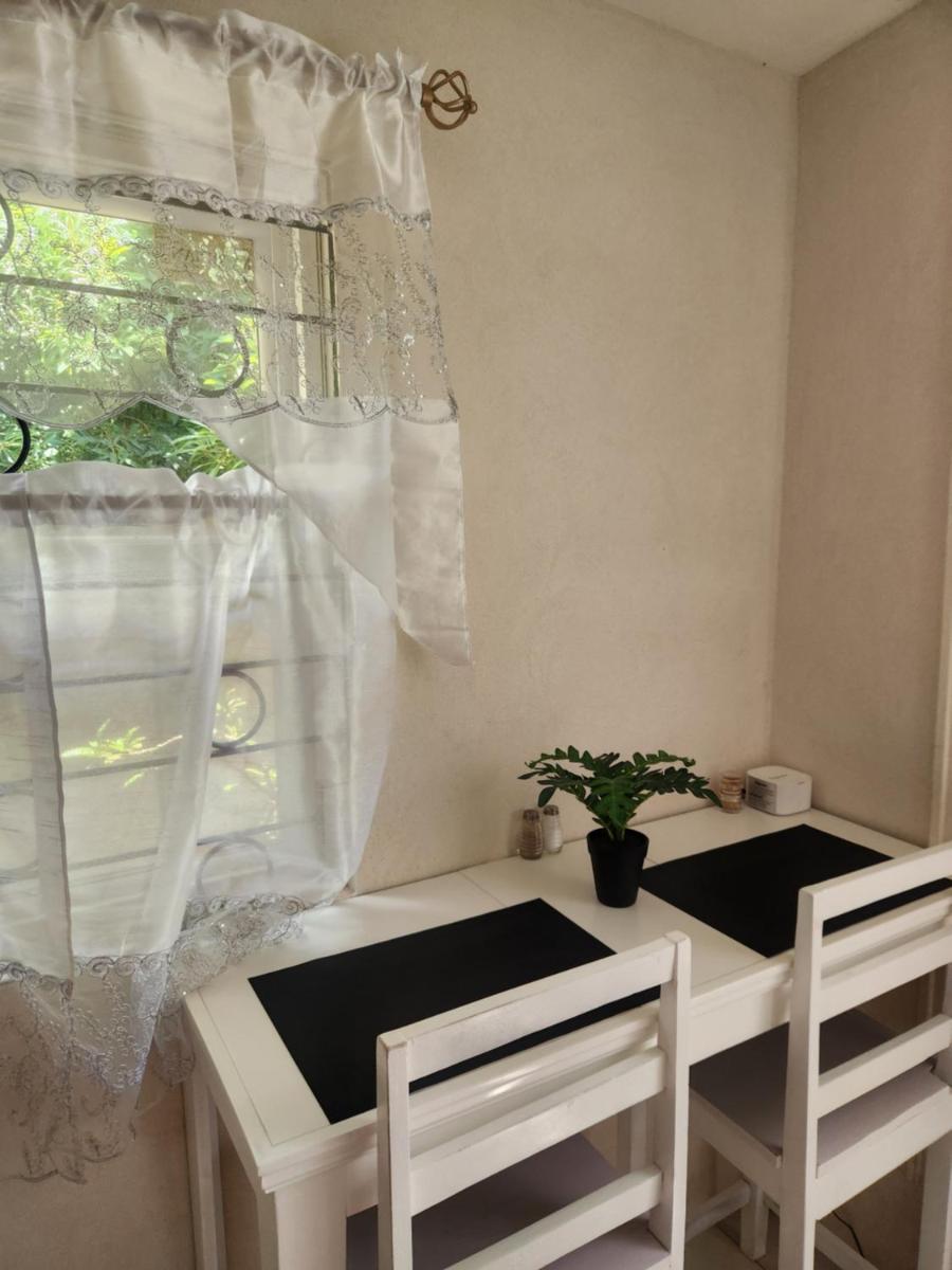 Dunbar's Studio - Housity