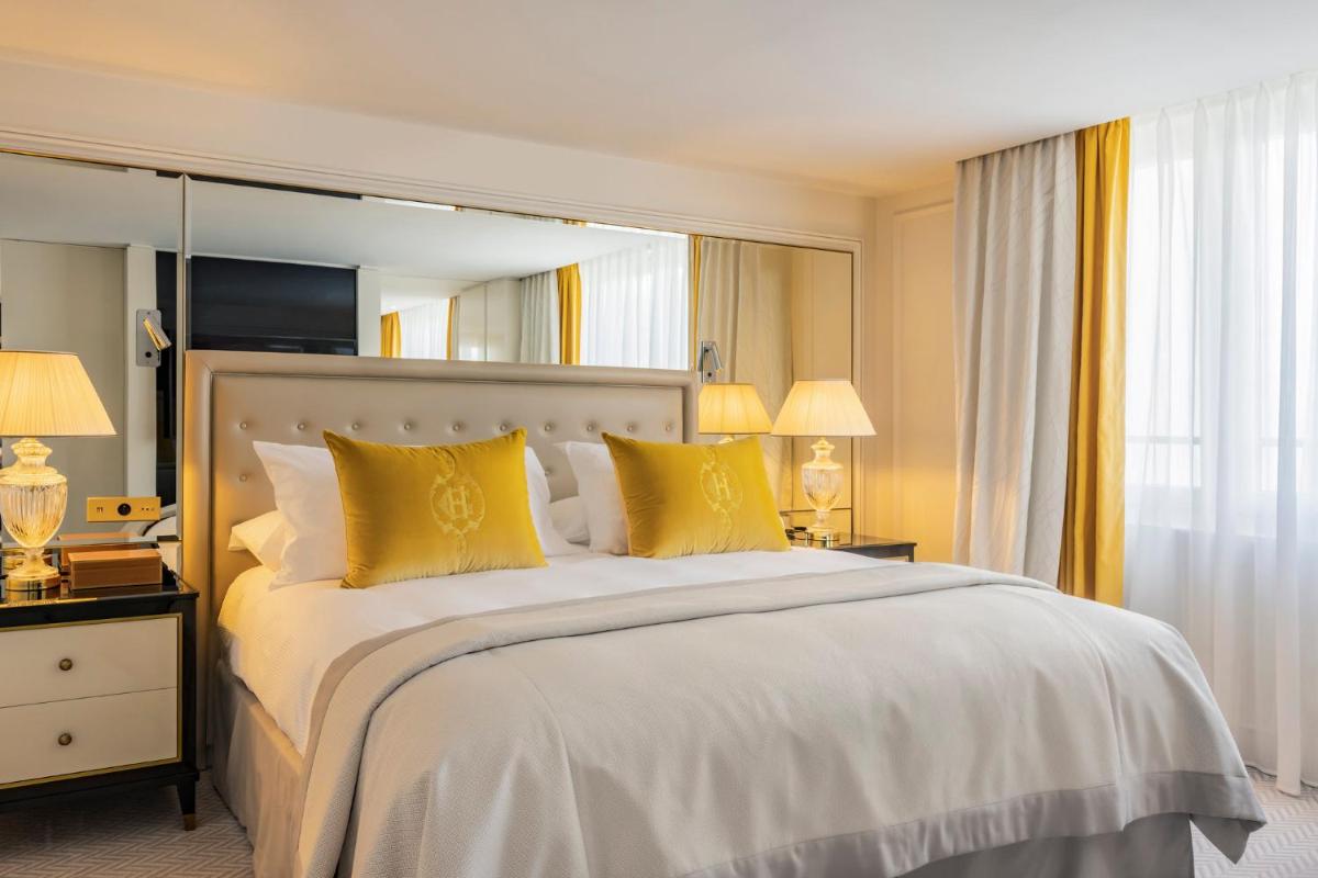 Un ou plusieurs lits dans un hébergement de l'établissement InterContinental Paris Le Grand by IHG