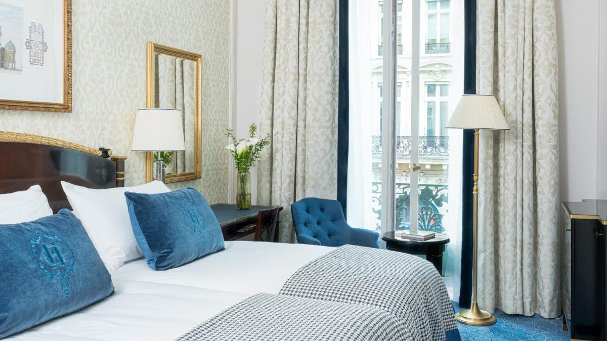 Un ou plusieurs lits dans un hébergement de l'établissement InterContinental Paris Le Grand by IHG
