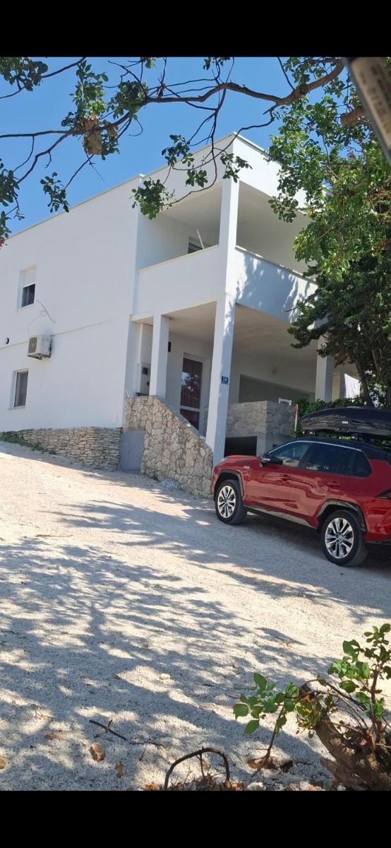 Beach House - Housity