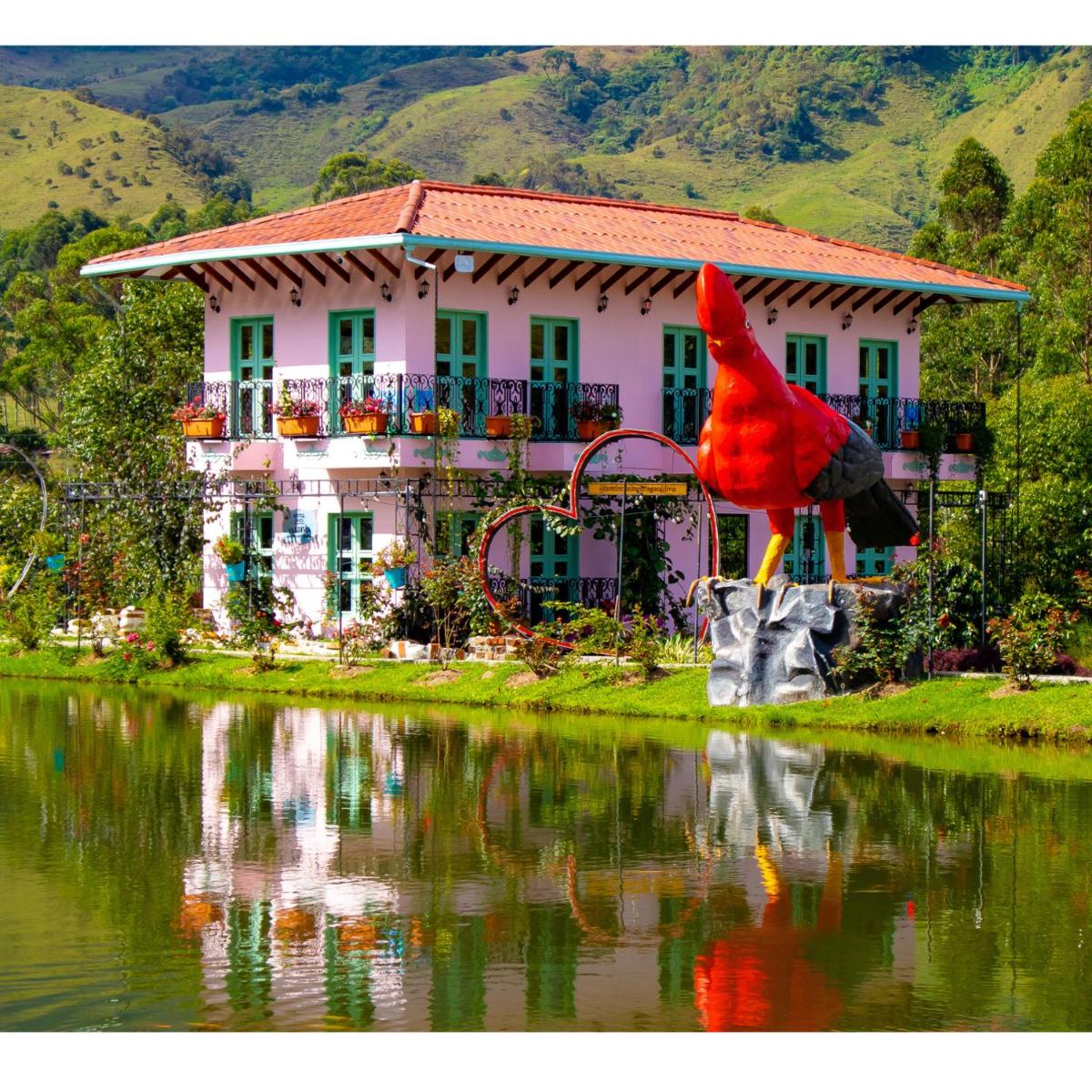 Hotel Lago Valdivia - Housity