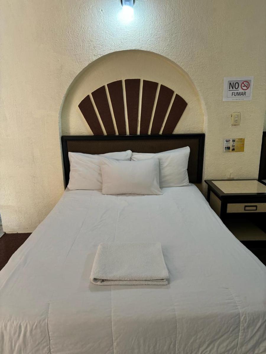 Hotel Narváez Dorado Centro de Convenciones - Housity