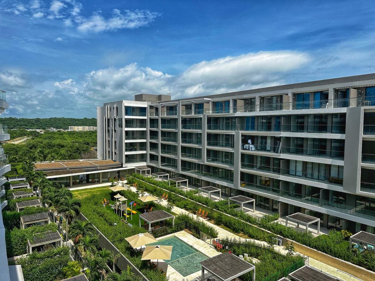 Amazing Loft / Private Beach + Pools + Natural - Housity