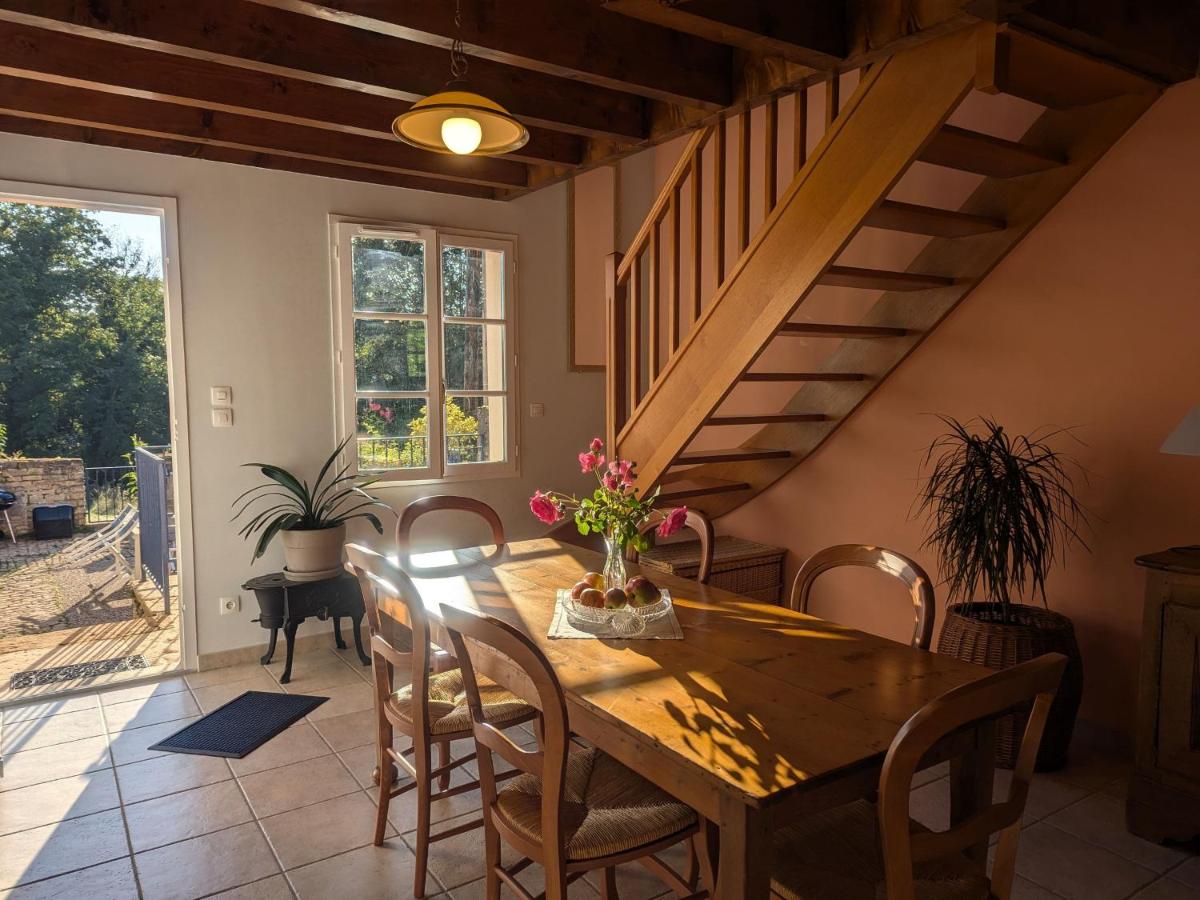 Maison charmante à Langres avec Wi-Fi et parking - FR-1-611-43 - Housity