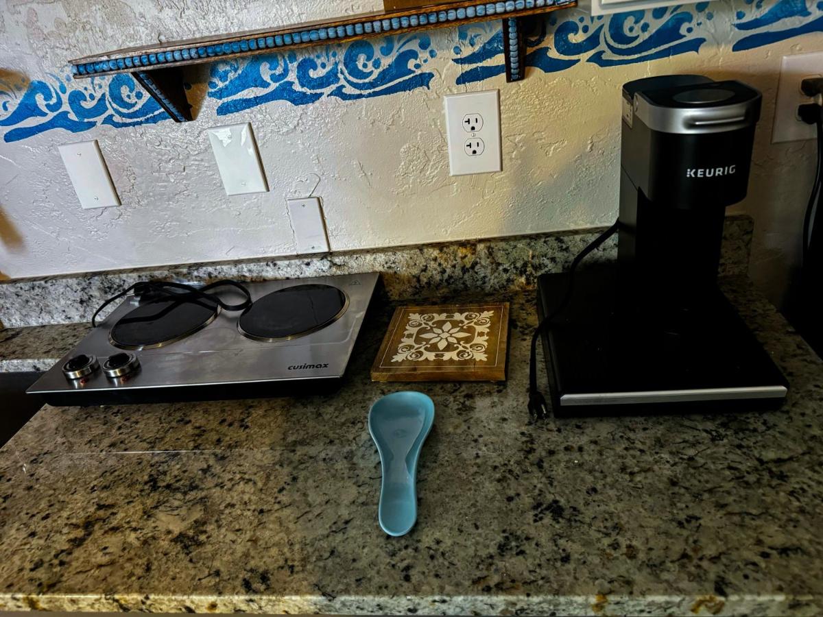 The Beach House B - Housity