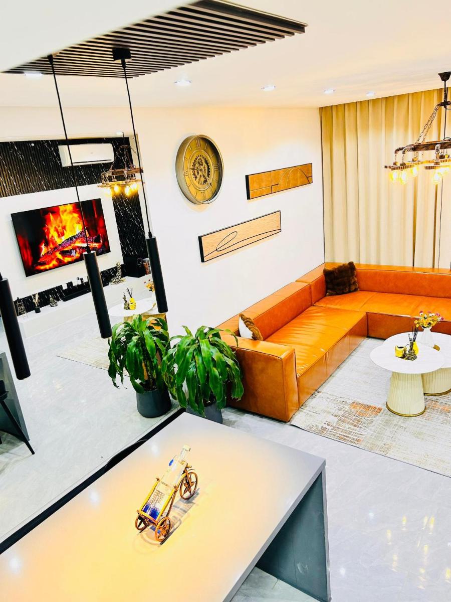 Studio 19 apartments - Hizvo