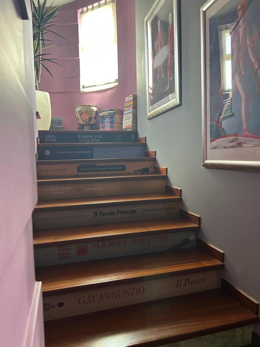 La scala del libro - Housity