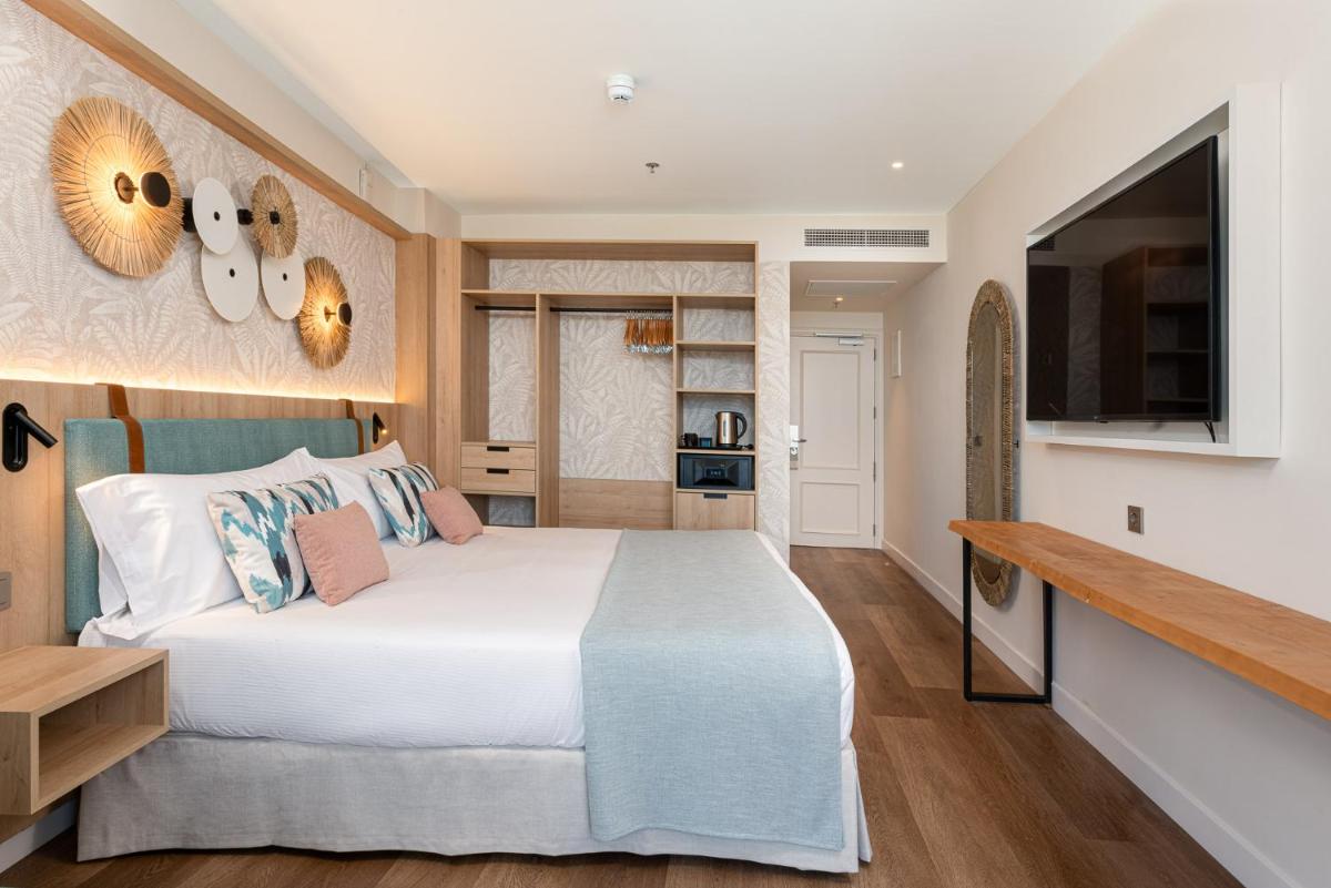 Cama o camas de una habitación en Mediterranean Palace