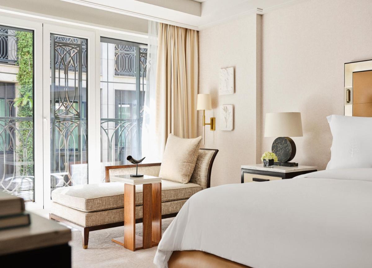 Cama o camas de una habitación en Four Seasons Hotel Madrid