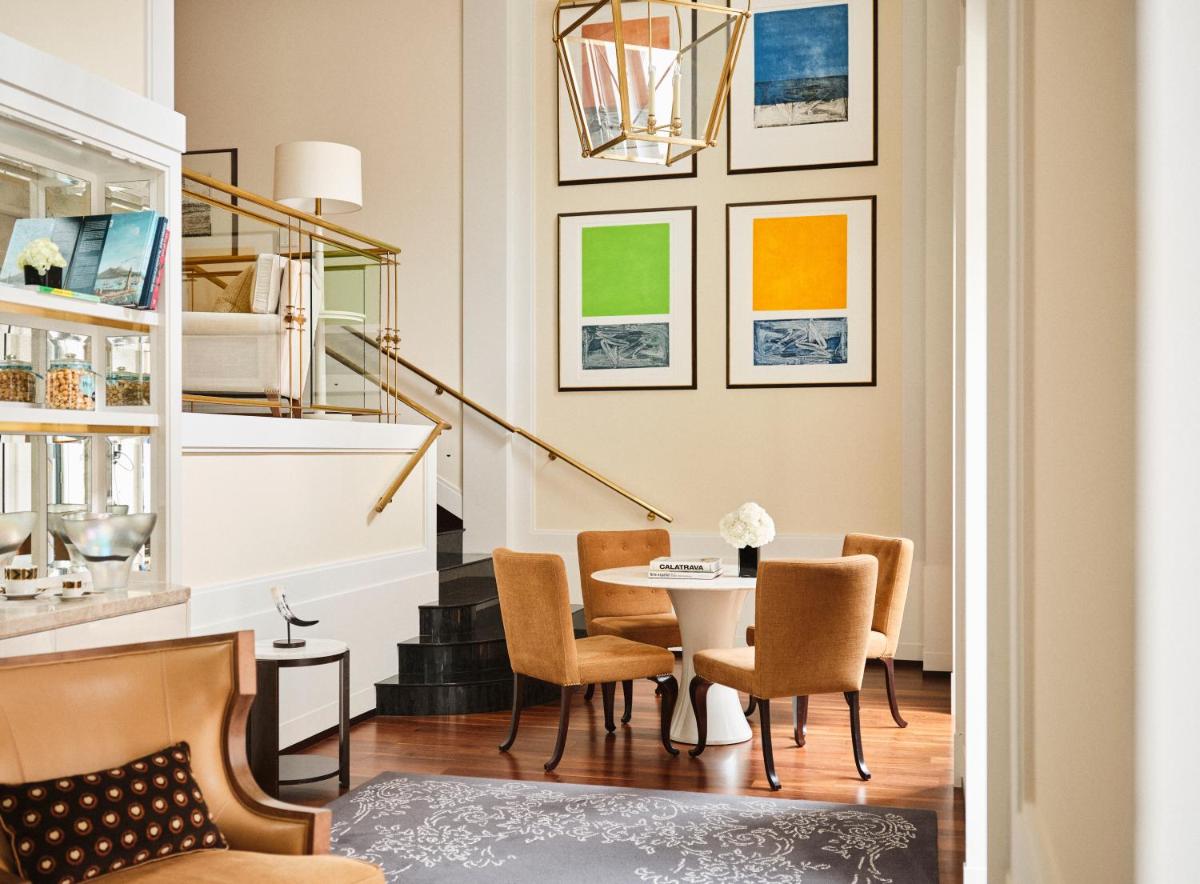 Zona de estar de Four Seasons Hotel Madrid