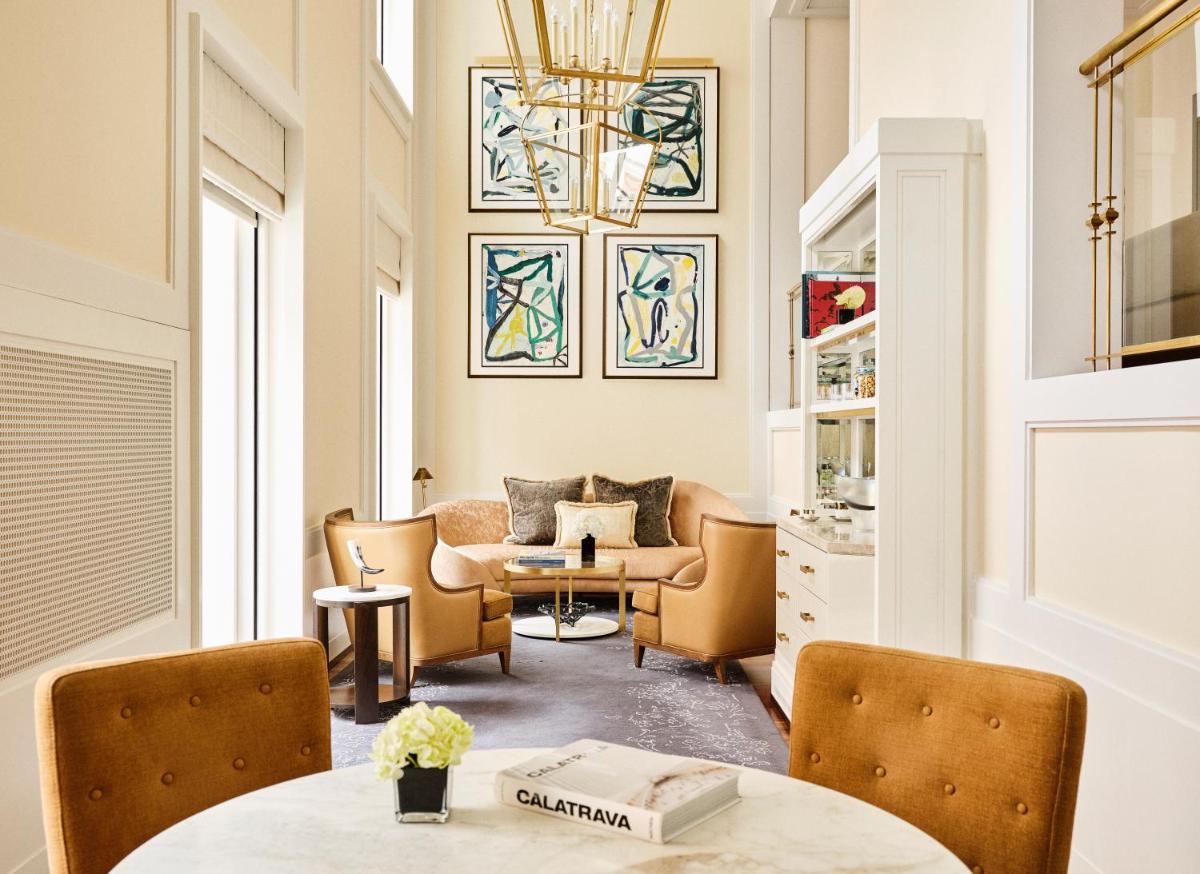 Zona de estar de Four Seasons Hotel Madrid