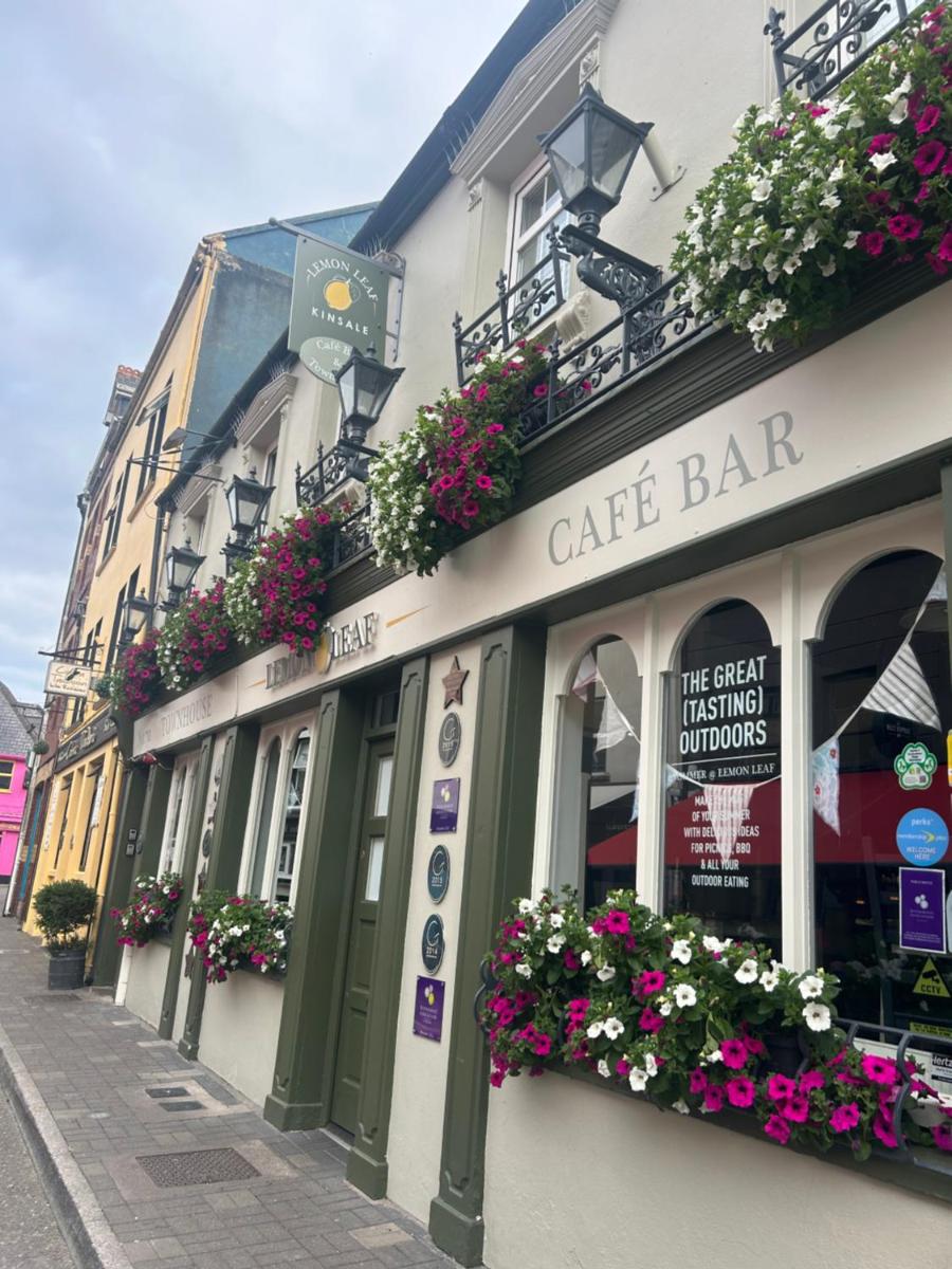 The Lemon Leaf Café Bar and Townhouse - Housity