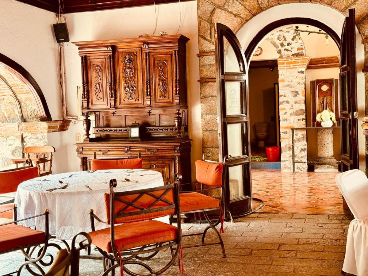 Hotel Ex Hacienda La Pitaya Querétaro - Housity
