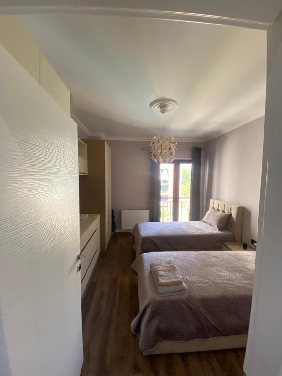Luxury Tirana Apartment - Housity
