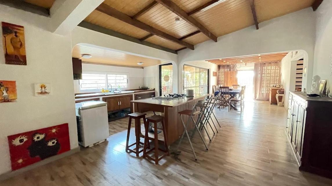 Harena Villa - Housity