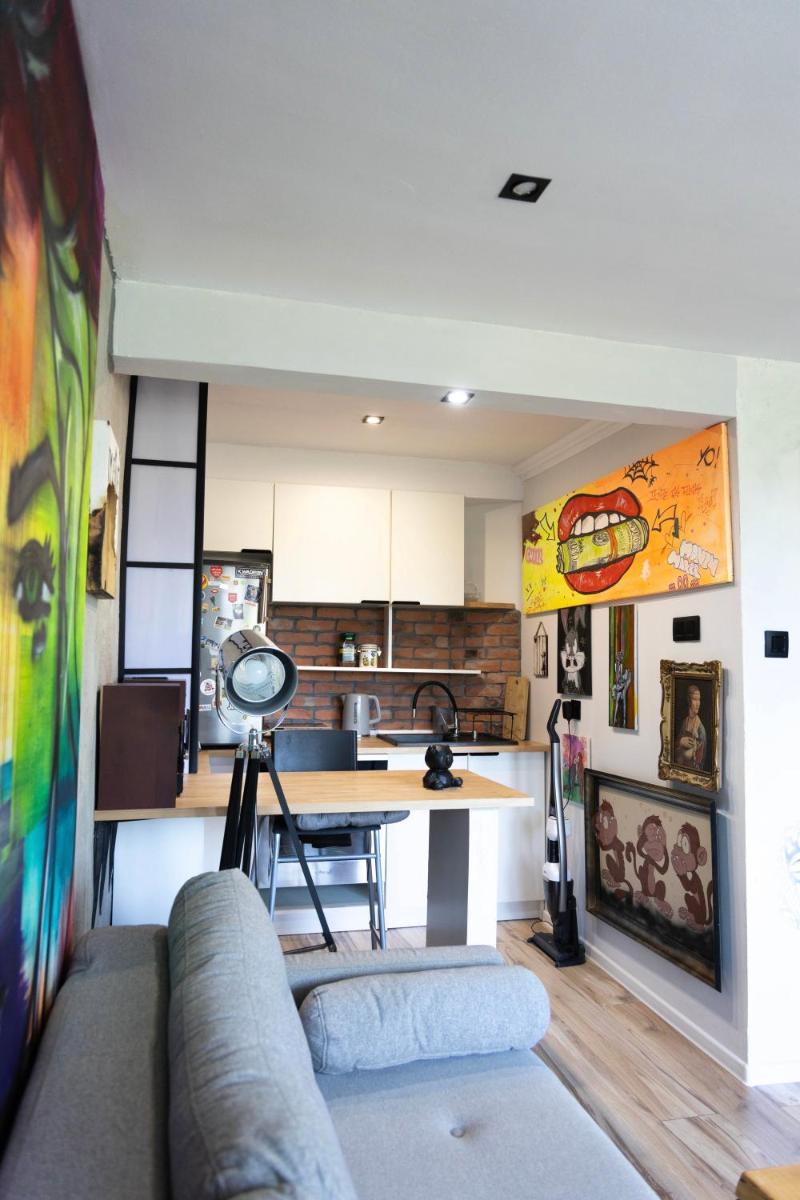 Art Apart - Housity