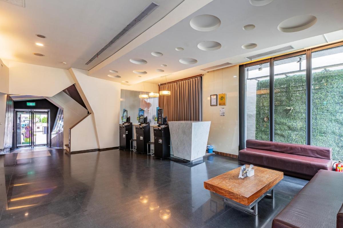 The Galerie Hotel - Housity