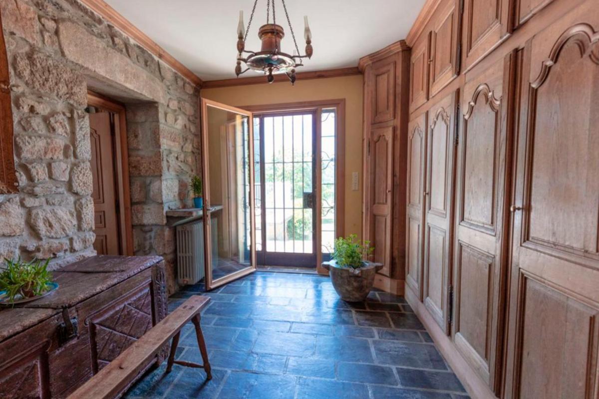 Domaine de Piquestelle - Housity