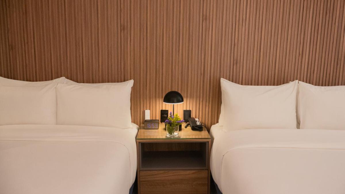 Waymore Hotel Spa & Casino - Housity