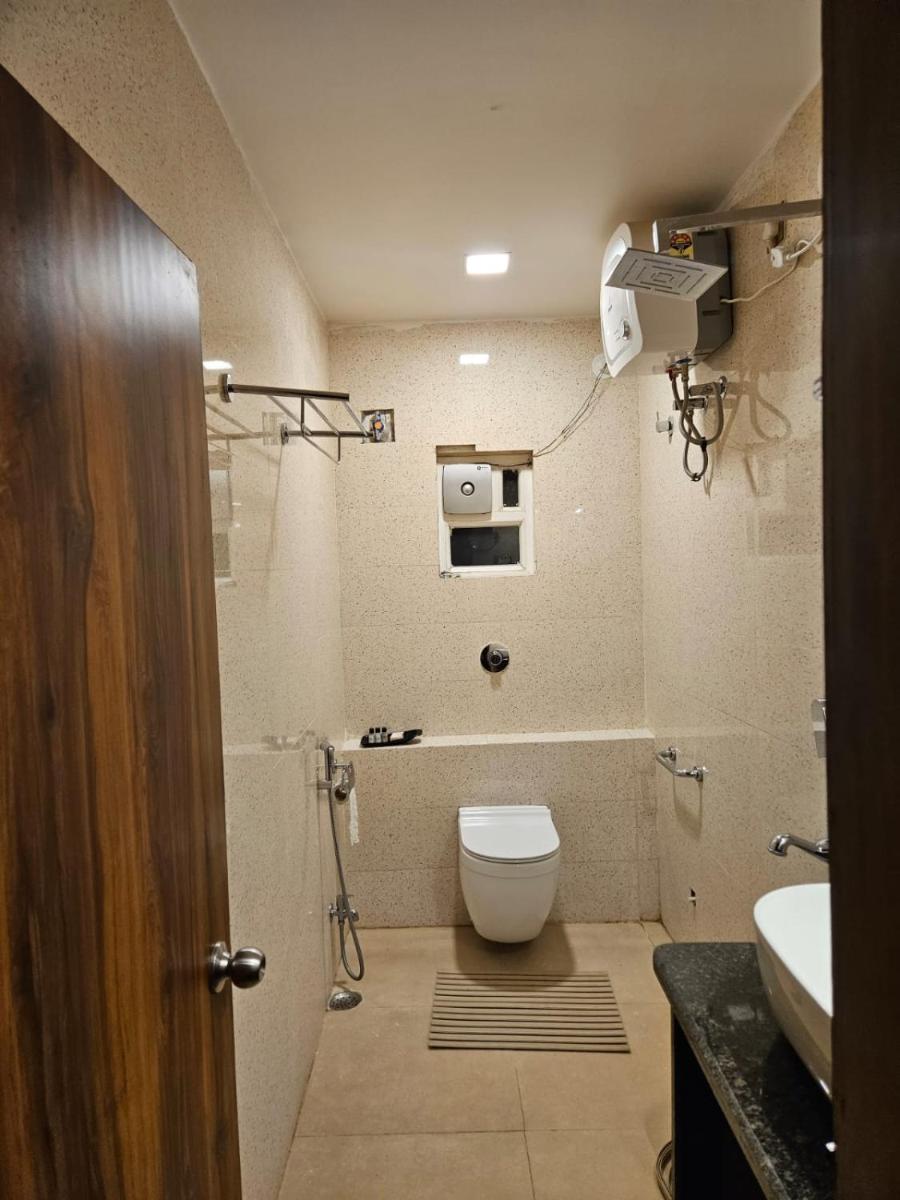HOTEL MAA LAXMI PALACE - Housity
