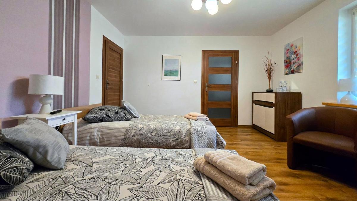 Kozi Lasek - Housity