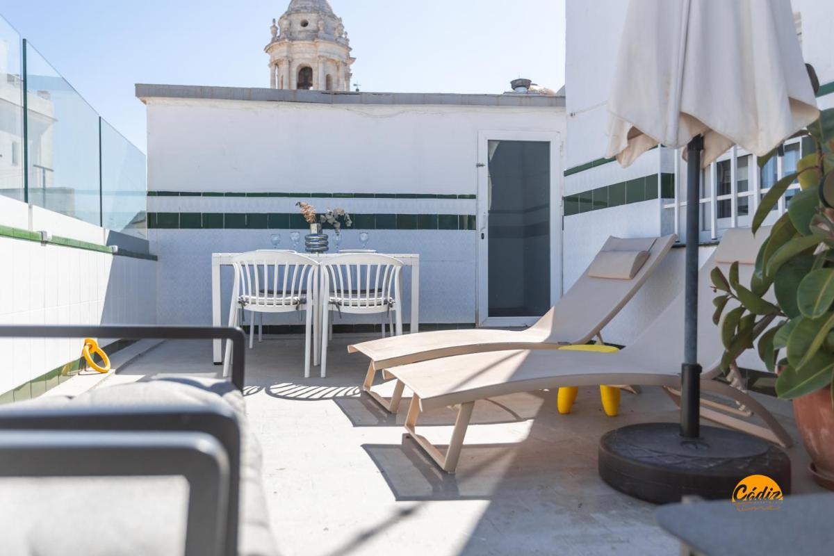 Atico Catedral by Cadiz Time - Housity