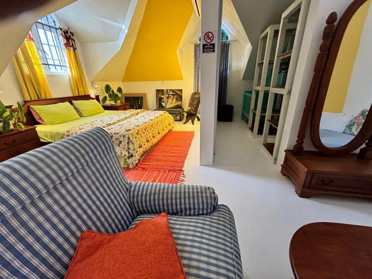 Chambre comte de Saint-Exupéry - Housity