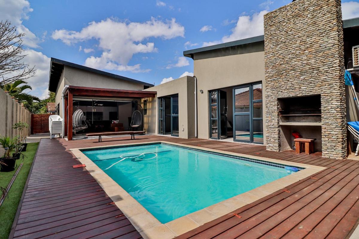 House of Bongekile 4 Bed Luxury Home in Malelane - Housity