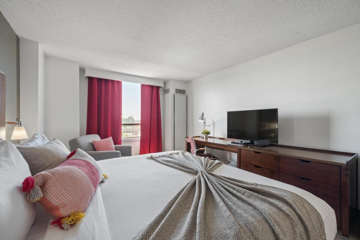 315 LoSo Hotel Airport - Housity