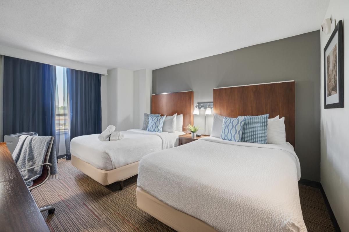 315 LoSo Hotel Airport - Housity