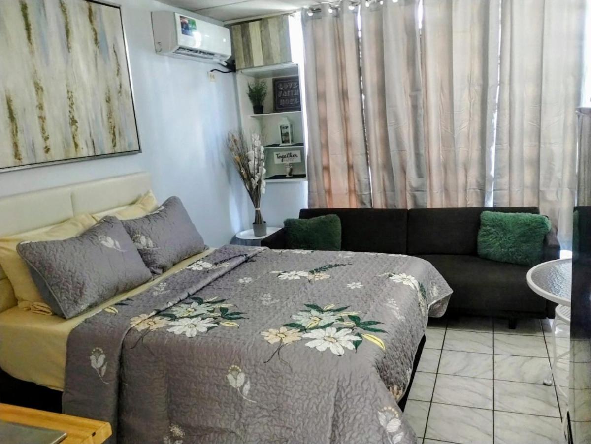 Coco Mar Oceanview Studios - Housity