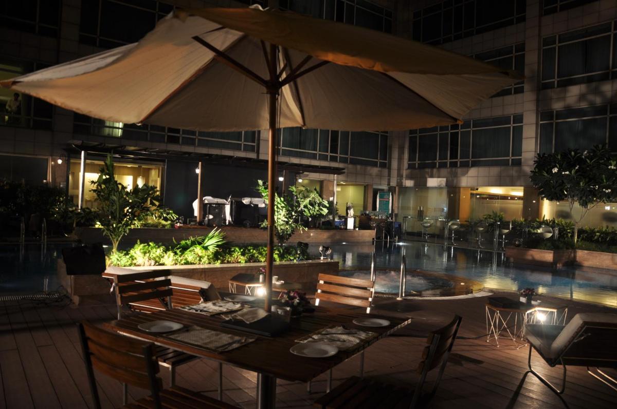 Suitetrails - Country Inn & Suites By Radisson, Sahibabad