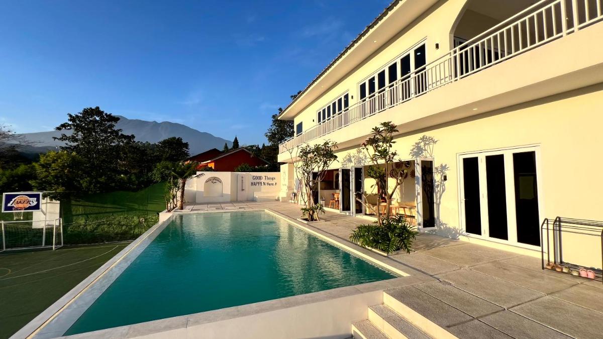 Villa Fortuna - Kinta mani #Puncak Bogor - Housity