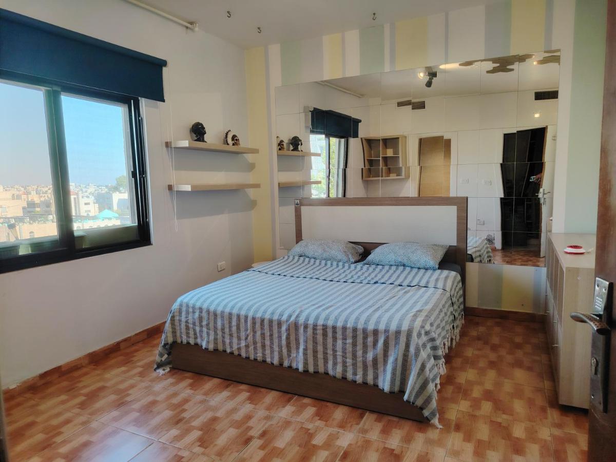 Abu alzoz home سكن مشترك - Housity