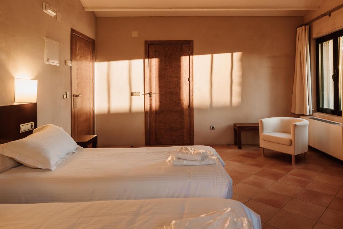 Hotel Rural Casa Pernías - Housity